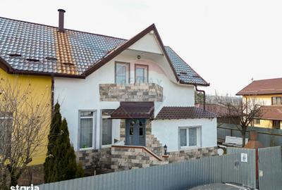 Casă cu 4 camere cu Teren 230 Mp în Măgura - 1