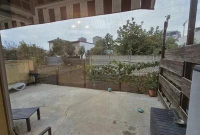 Garsonieră decomandată în Apărătorii Patriei