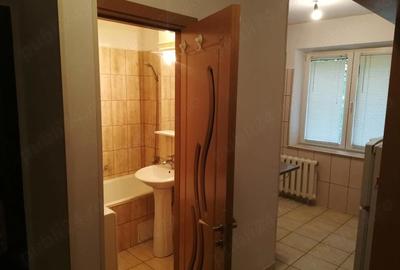 Garsonieră decomandată în Muncii - 2