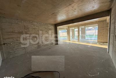 Spațiu comercial, de 93.5 mp, în Palazu Mare