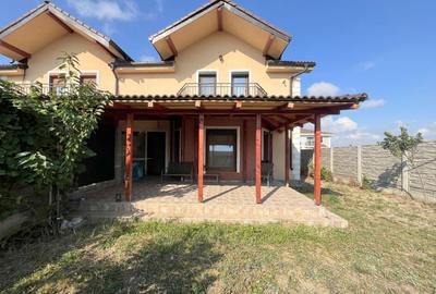Duplex cu 5 camere cu Canalizare în Dumbrăvița - 4