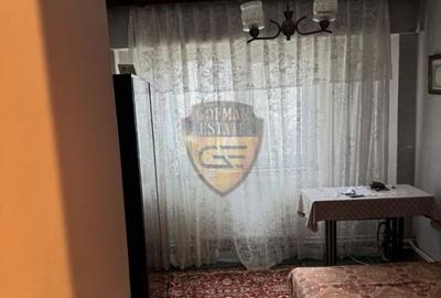 Apartament cu 3 camere decomandat, mobilat în CET - 4