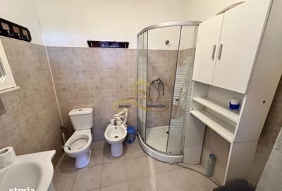 Casă cu 4 camere în Siretu
