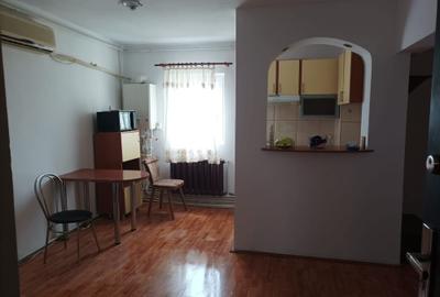 Apartament cu 3 camere decomandat în Exterior Vest - 1