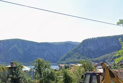 Teren de 1250 mp, în Dubova - 6