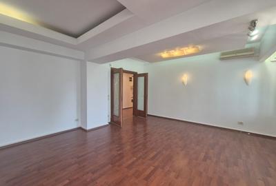Apartament cu 4 camere decomandat, mobilat în Aviației