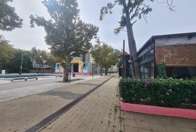 Spațiu comercial, de 250 mp, în Central