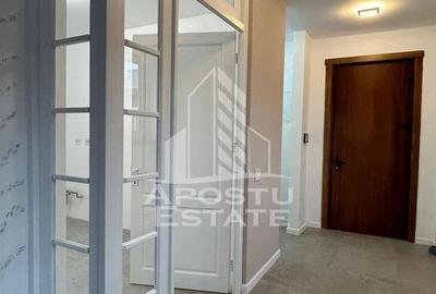 Penthouse cu 4 camere semidecomandat în Take Ionescu - 14
