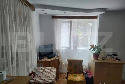 Casă cu 4 camere cu Teren 2190 Mp în Siret - 3