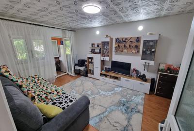 Apartament cu 2 camere decomandat, mobilat în Km 4-5