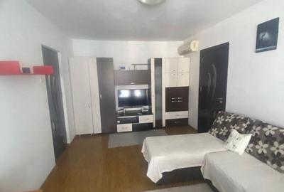 Apartament cu 2 camere semidecomandat în Gorjului