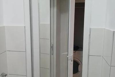Garsonieră semidecomandată în Titan