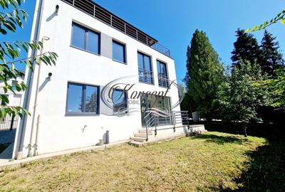 Apartament cu 3 camere semidecomandat, mobilat în Gruia - 3