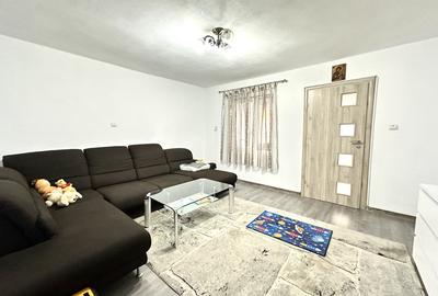 Casă individuală cu 5 camere cu Canalizare în Mehala
