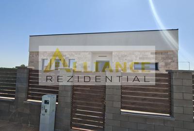 Casă individuală cu 3 camere cu Canalizare în Berceni