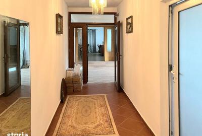Casă cu 6 camere cu Teren 2300 Mp în Iepurești - 10