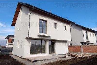 Casă individuală cu 5 camere cu Teren 300 Mp în Odăi - 2