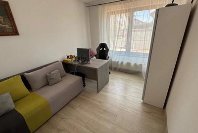 Casă cu Teren 697 Mp în Săcălaz