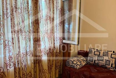 Apartament cu 3 camere semidecomandat în 7 Noiembrie - 7