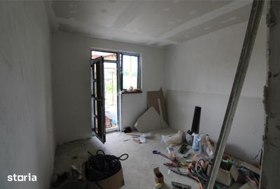 Casă cu 3 camere cu Teren 450 Mp în Bucium