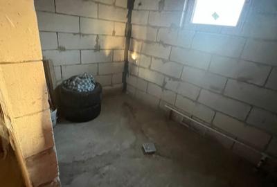 Casă individuală cu 4 camere cu Canalizare în Valea Călugărească - 9