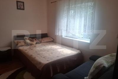 Casă individuală cu 3 camere cu Canalizare în Crângurile de Jos