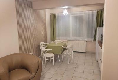 Apartament cu 2 camere decomandat în Central - 2