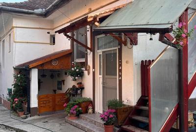 Casă cu 2 camere în Central - 2