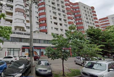 Spațiu comercial, de 1,050 mp, în 1 Mai - 1