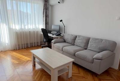 Apartament cu 2 camere semidecomandat, mobilat în Girocului
