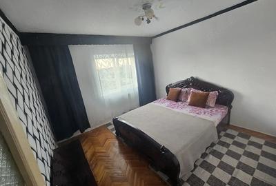 Apartament cu 3 camere decomandat în Nufărul - 5
