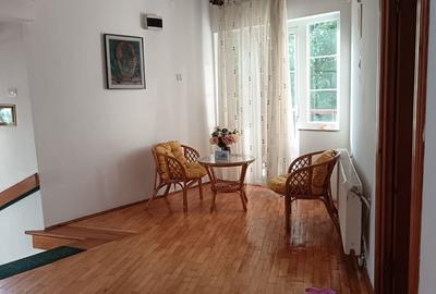 Casă cu 6 camere cu Teren 750 Mp în Nord - 8