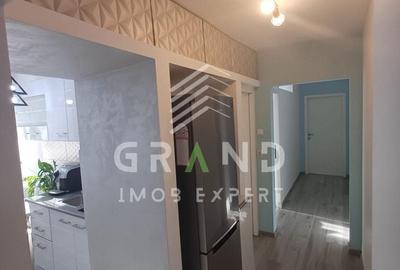Apartament cu 2 camere decomandat în Republicii