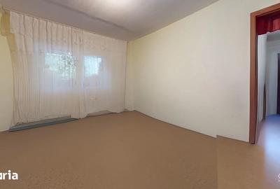 Apartament cu 2 camere decomandat în Astra