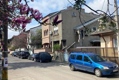 Apartament cu 3 camere în Decebal
