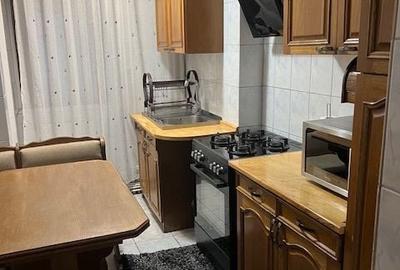 Apartament cu 3 camere decomandat în Păcurari