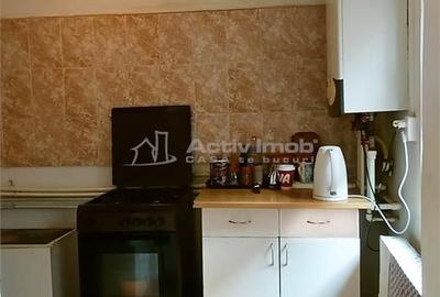 Casă cu 8 camere cu Teren 232 Mp în Ferentari