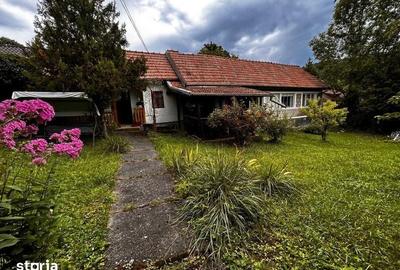 Casă cu 4 camere cu Teren 54 Mp în Central