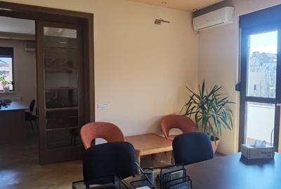 Apartament cu 5 camere semidecomandat, mobilat în Domenii - 1