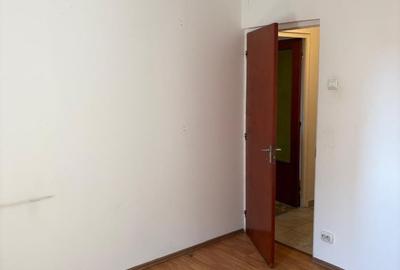 Apartament cu 2 camere semidecomandat în 1 Decembrie 1918