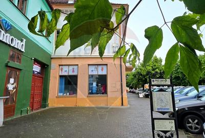 Casă cu 4 camere cu Teren 150 Mp în Ultracentral