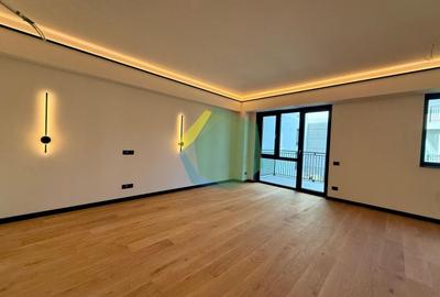 Apartament cu 4 camere în Pipera