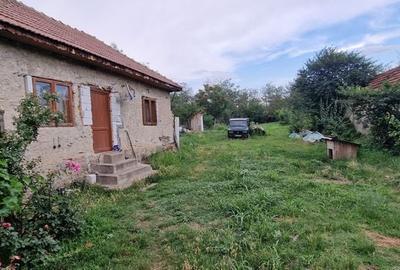 Casă cu 2 camere cu Teren 850 Mp în Săpoca - 1