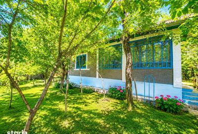 Casă cu 2 camere cu Teren 3000 Mp în Podu Roș