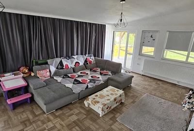 Casă cu 3 camere cu Teren 1075 Mp în Topalu - 8