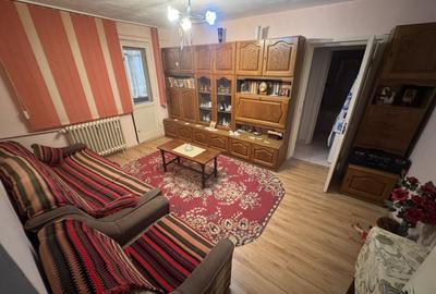 Apartament cu 2 camere semidecomandat, mobilat în Tomis Nord - 1