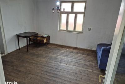 Casă cu 4 camere cu Teren 864 Mp în Bârzava - 6