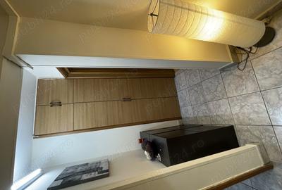 Apartament cu 4 camere decomandat în 9 Mai