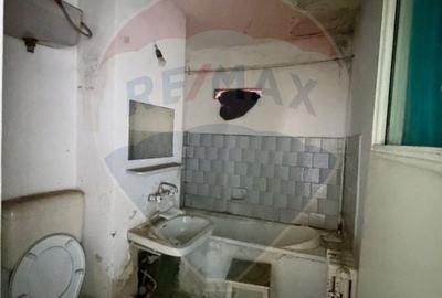 Apartament cu 3 camere decomandat în Brăilei - 8