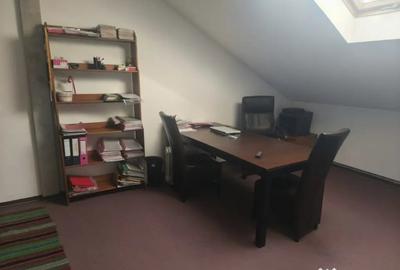 Spațiu comercial, de 2,100 mp, în Siret - 3